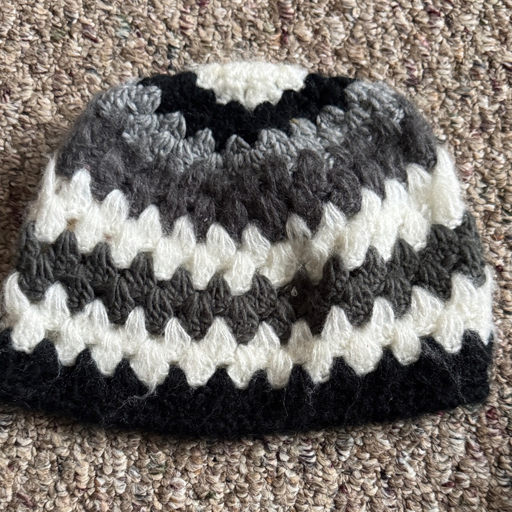 OP Black and Gray Knit Hat